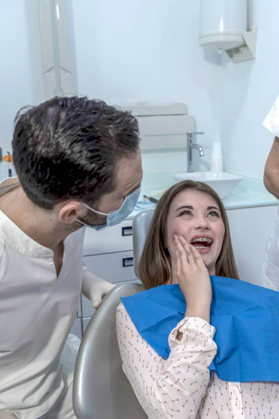 Best Emergency Dental Care for Broken or Chipped Teeth in Freeport, IL