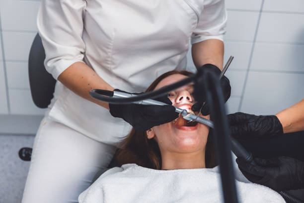 Best Emergency Tooth Extraction in Freeport, IL